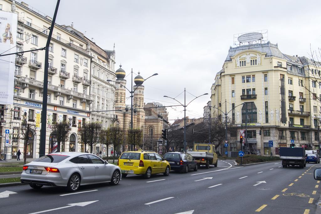 Chic And Very Central Budapesta Exterior foto